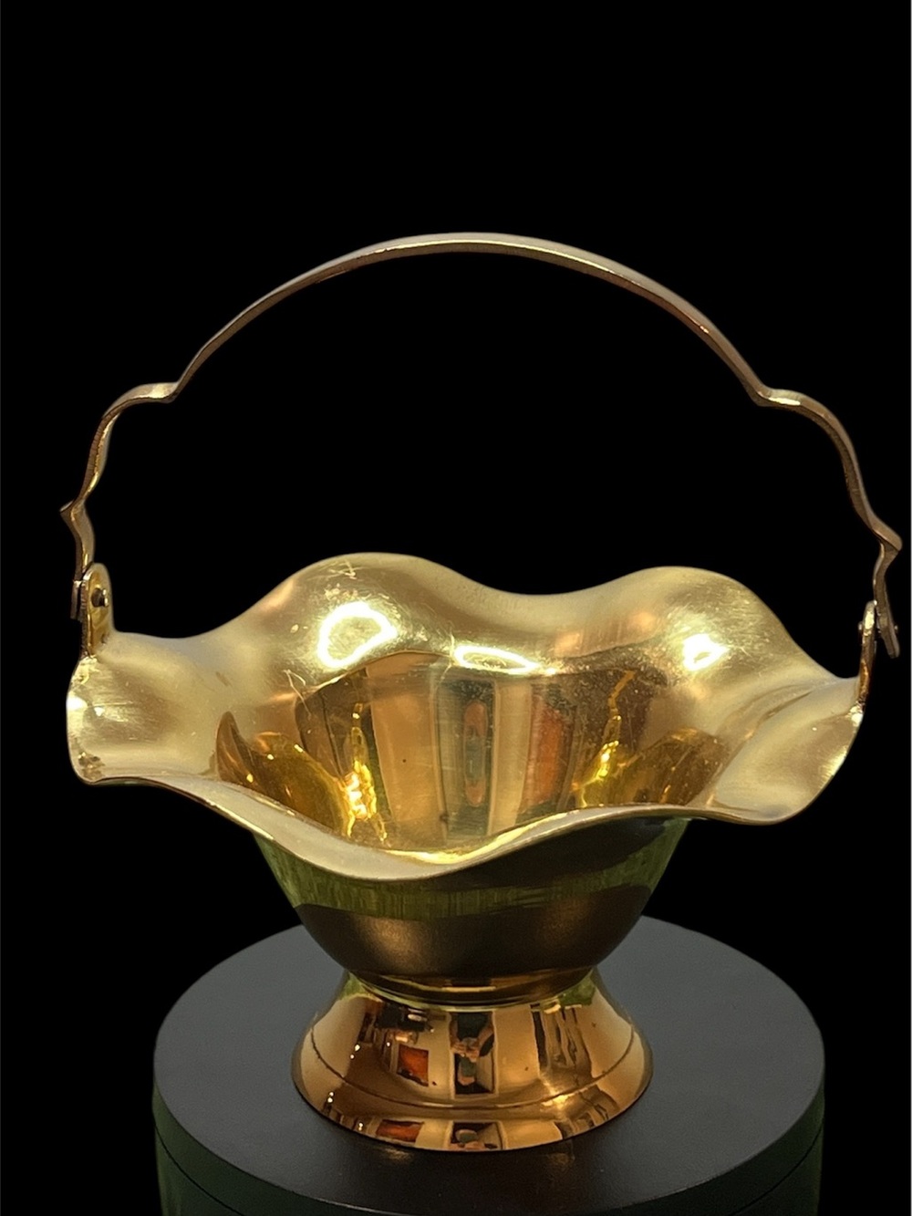 Vintage Ruffled Brass Basket Bowl with Handle